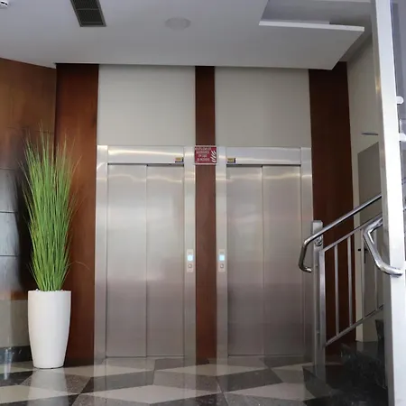 מלון Hotel Arzua 2*