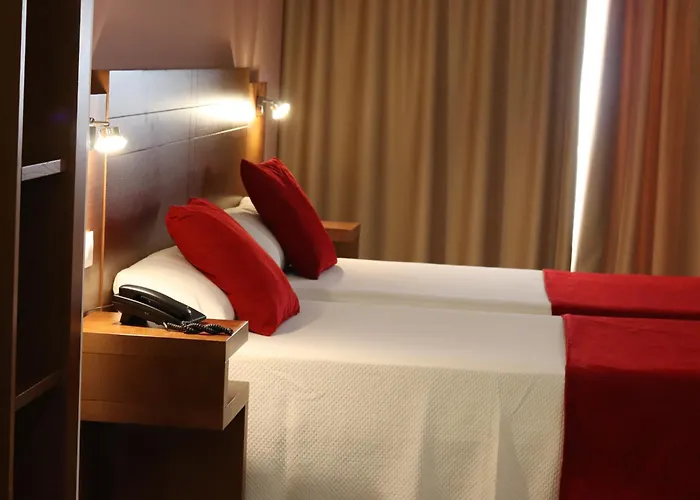 מלון Hotel Arzua