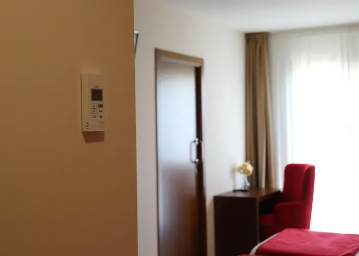 Hotel Arzua מלון 2*